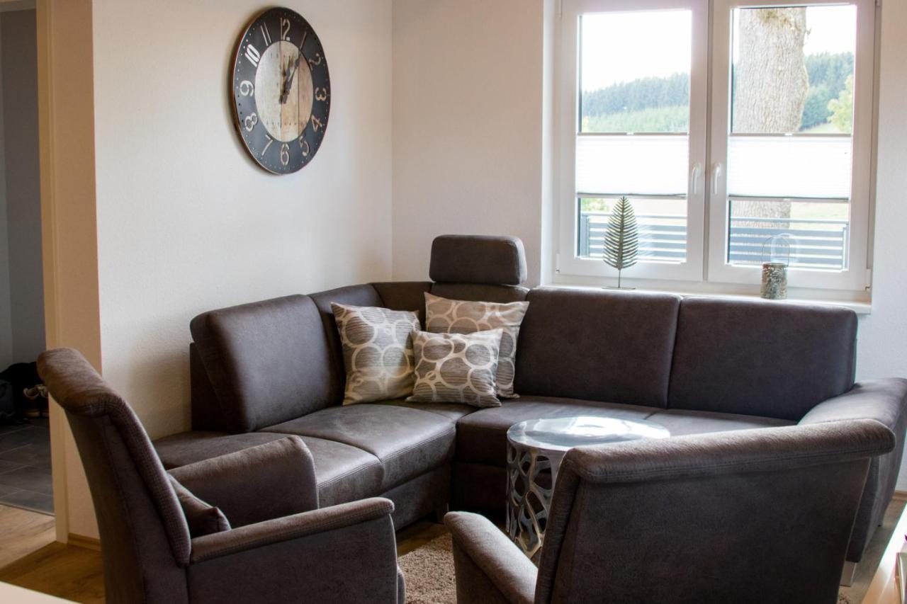 Ferienwohnung Stratmann เลนเนชตัดท์ ภายนอก รูปภาพ